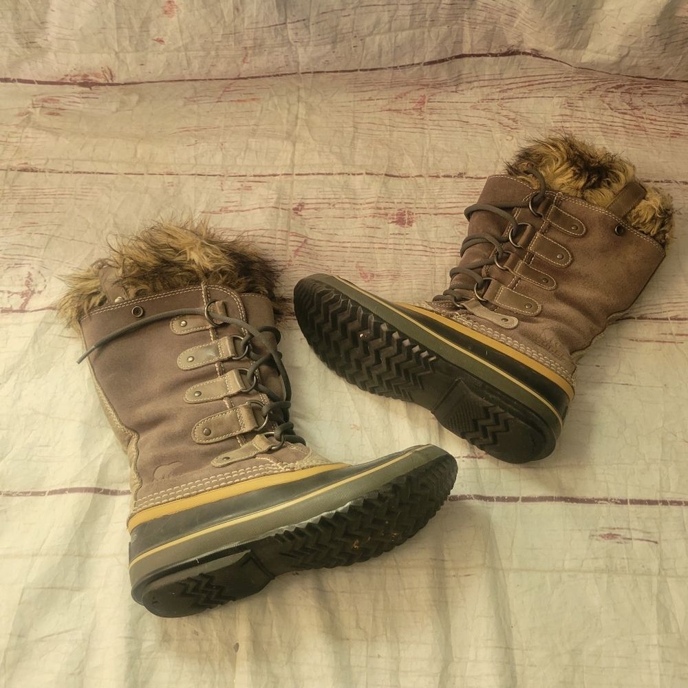 Sorel‎ Joan of Arctic Snow Boots Size  7